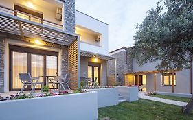 Enalia Villas